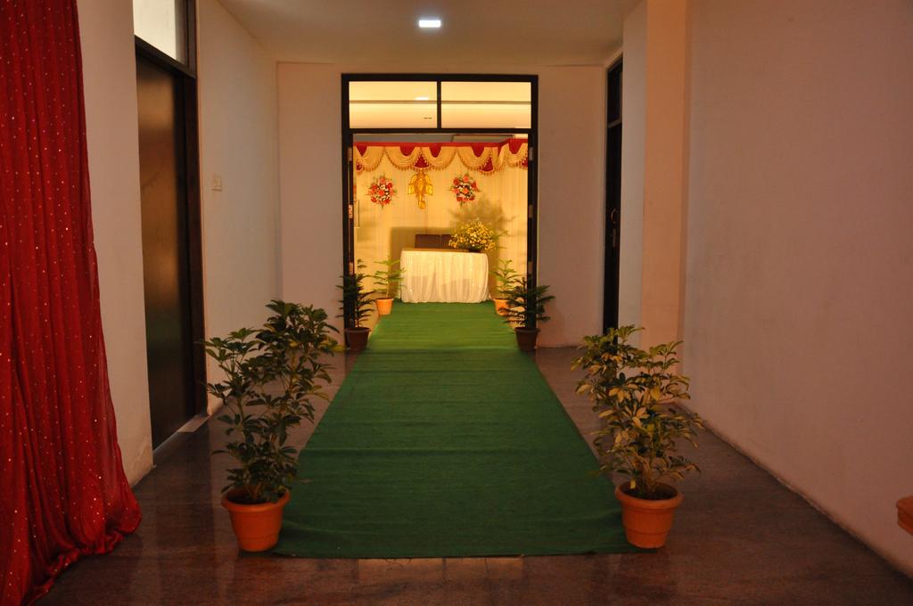 Hotel The Home Tiruppur Eksteriør bilde