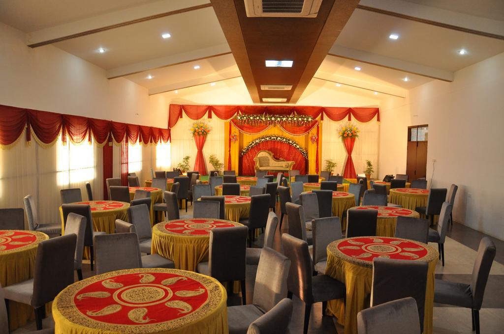 Hotel The Home Tiruppur Eksteriør bilde